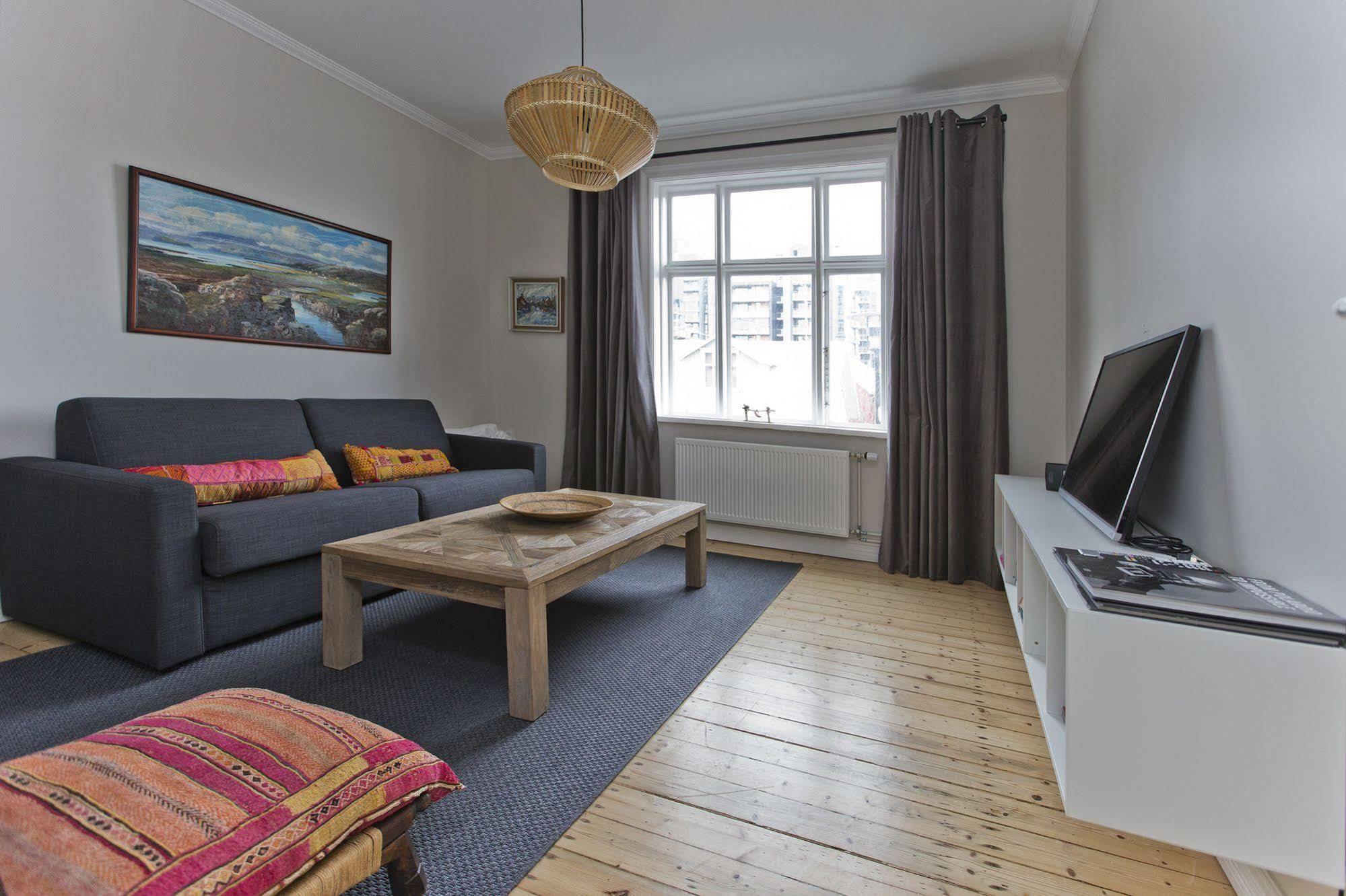 Thomsen Apartment